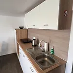 Inn And Bis Trnovska Vas