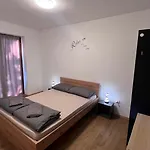 And Bis 3* Trnovska Vas