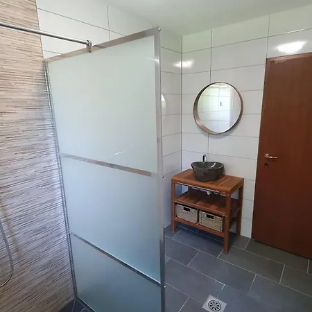 بيت ريفي And Bis 3*