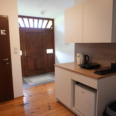 Värdshus And Bis Trnovska Vas