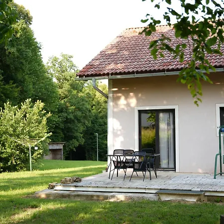 Inn And Bis Trnovska Vas