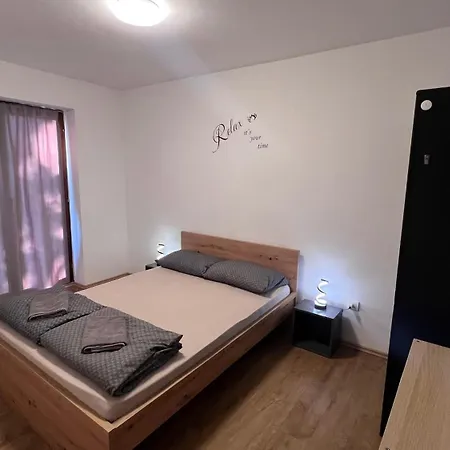 And Bis 3* Trnovska Vas