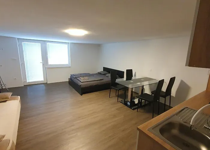 بيت ريفي And Bis 3*