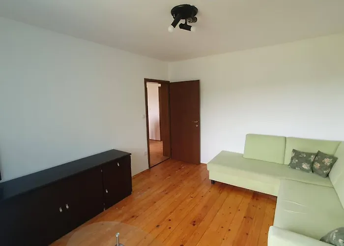 بيت ريفي And Bis 3*