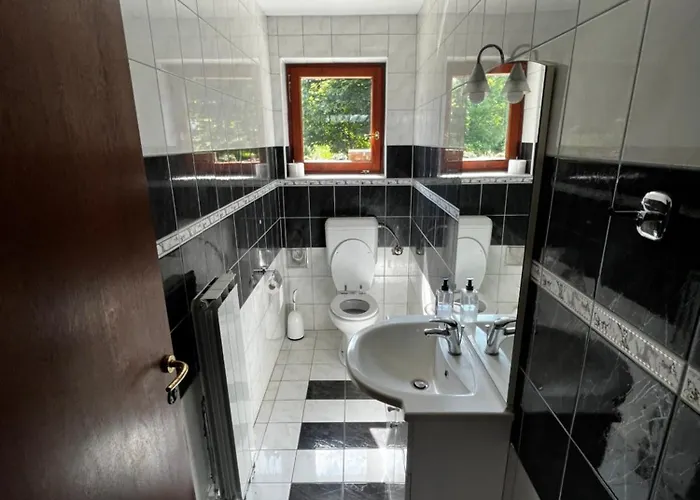 بيت ريفي And Bis