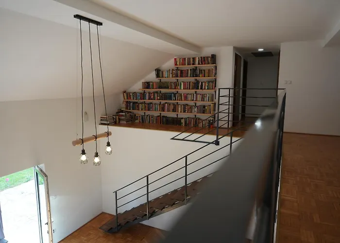 And Bis Trnovska Vas